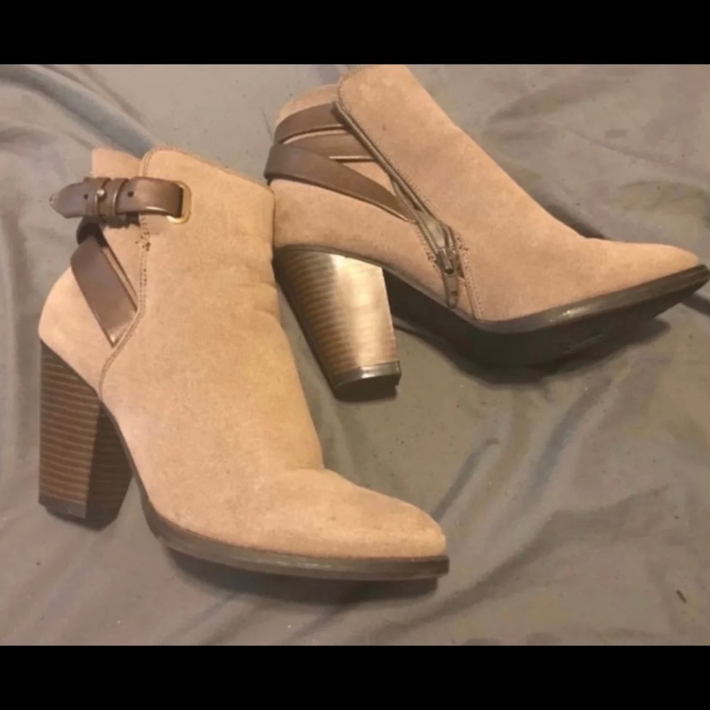 heeled boots
